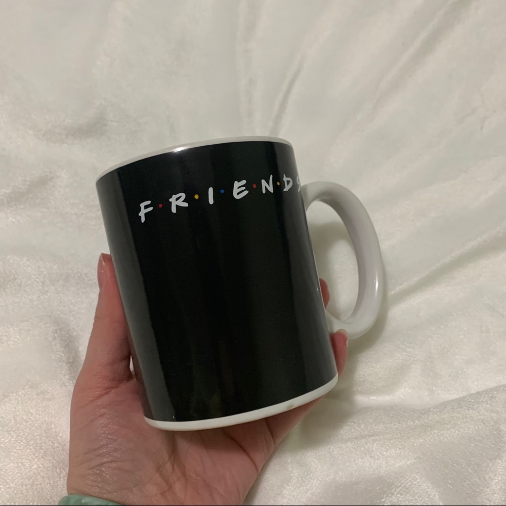 Friends Colour Changing Mug Brand New - Picture 8 of 10